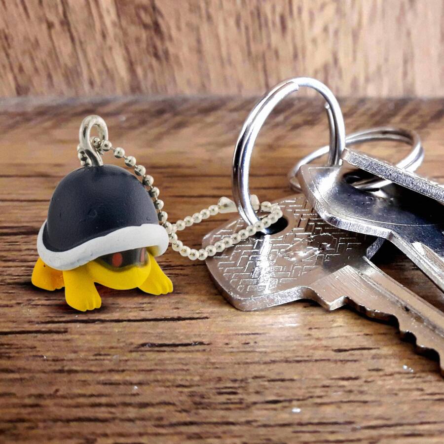 Mario Shell Keychain Super Mario Bros. Super Mario Brothers Buzzy Beatle Keychain Black ...