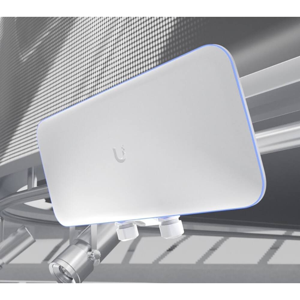 Alt View 4. Ubiquiti - WiFi BaseStation XG Access Point UWB-XG-US - White.