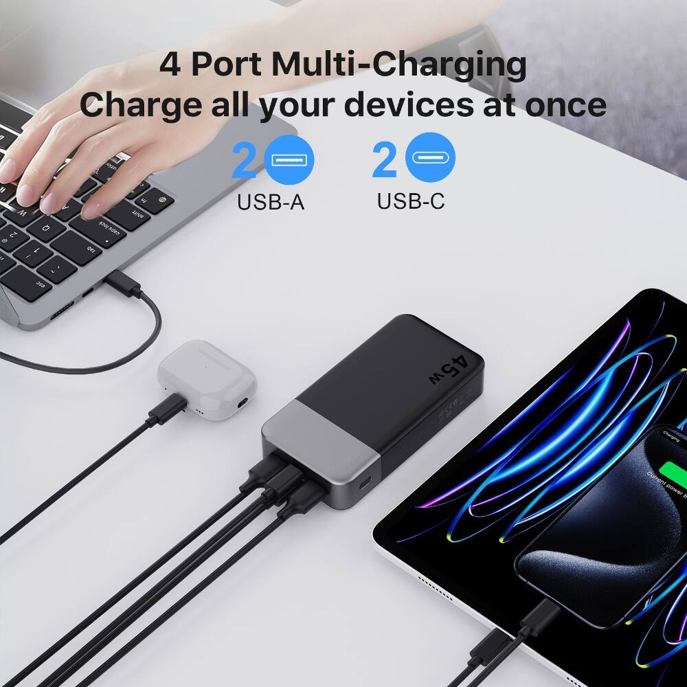 4 Port Multi-Charging  
Charge all your devices at once  
2 USB-A  
2 USB-C