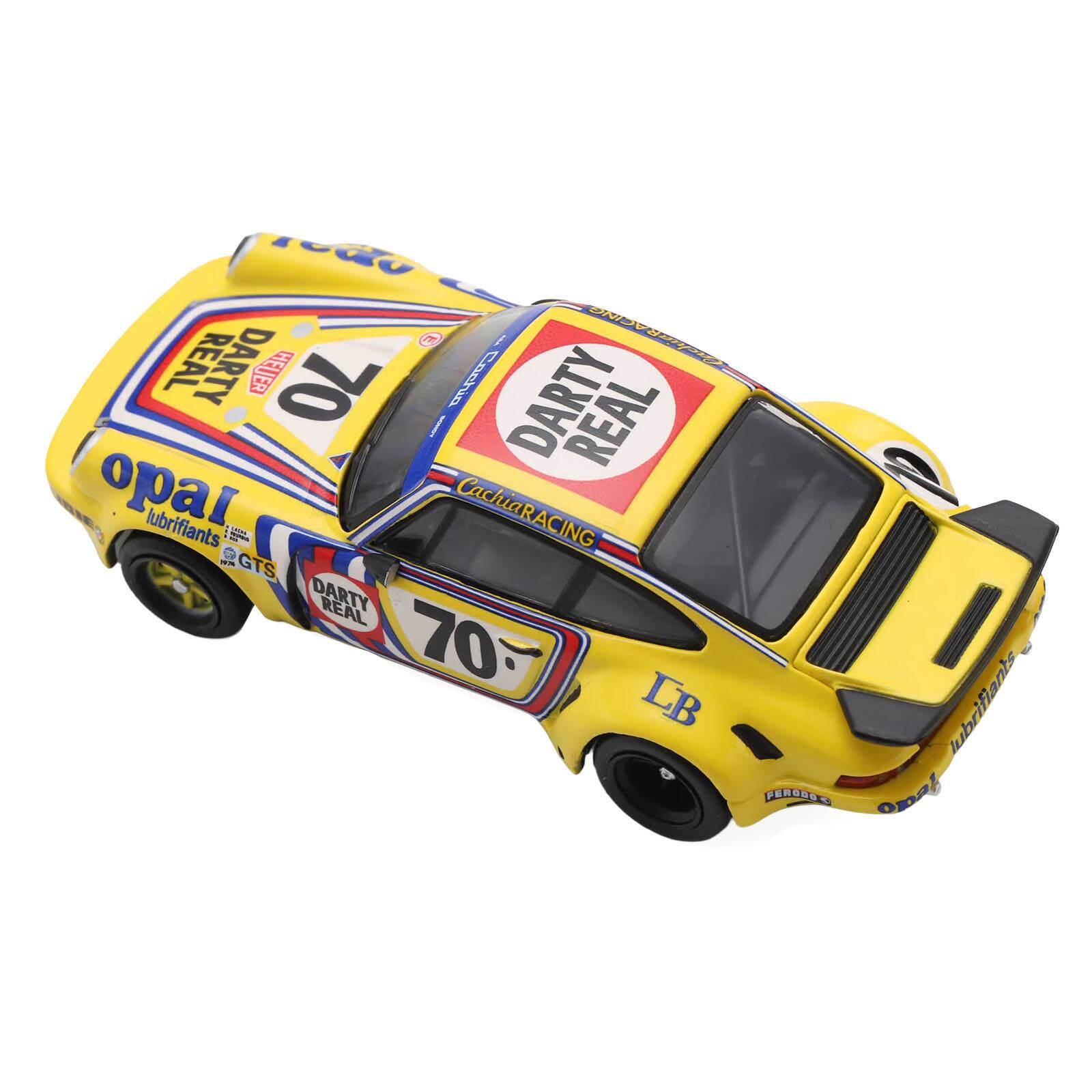 M2 REAL DARTY A NEEES WEUER 70 Cachia DARTY REAL opa lubrifiants - CachiaRACING O d GTS DARTY REAL 70. LB PEROBUC lubrifiants
