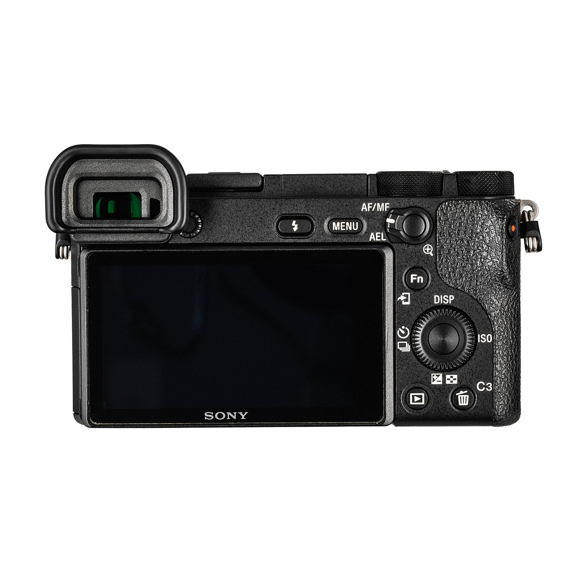 AF/MF MENU AEL Fn DISP D ISO + 3 SONY