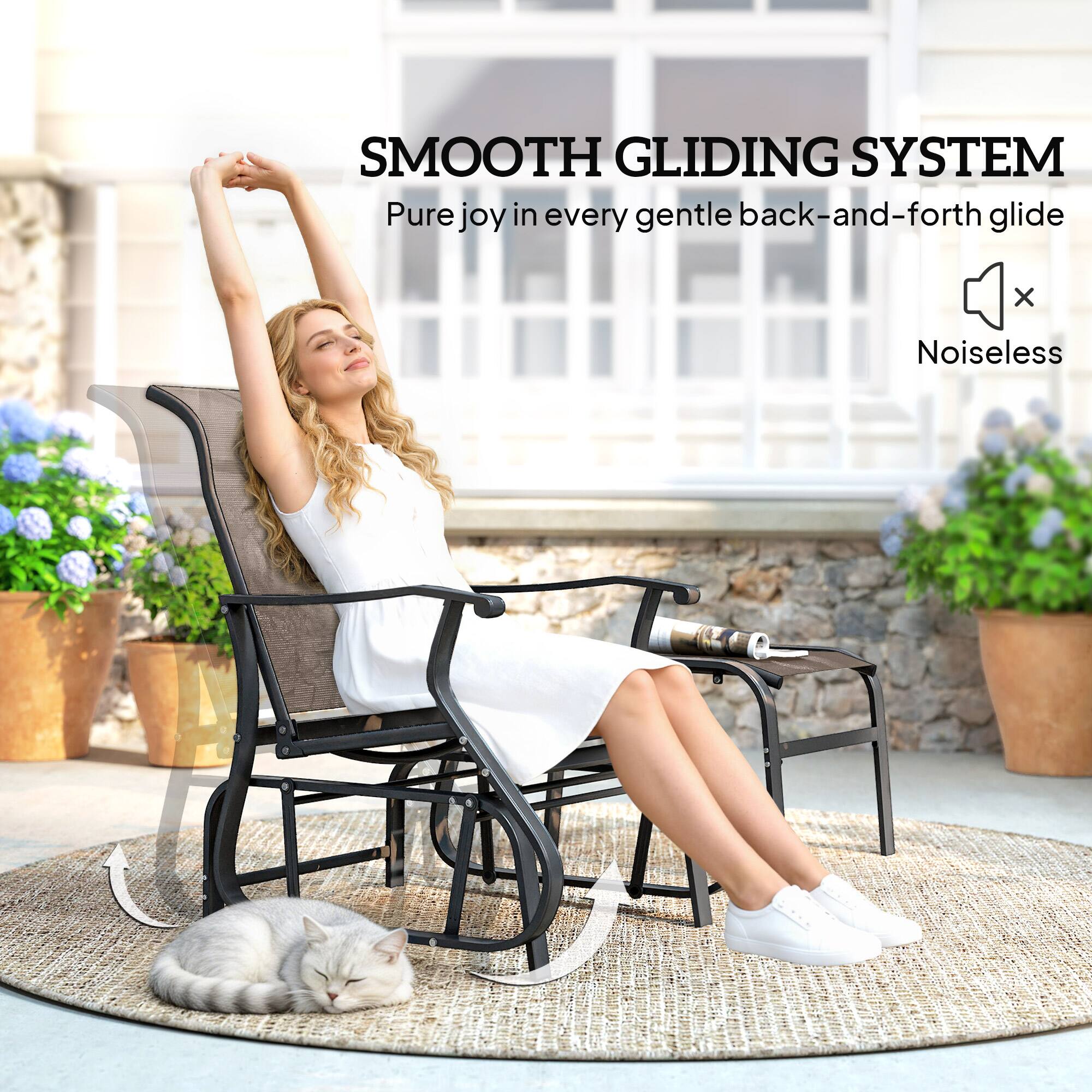SMOOTH GLIDING SYSTEM  
Pure joy in every gentle back-and-forth glide  
Noiseless
