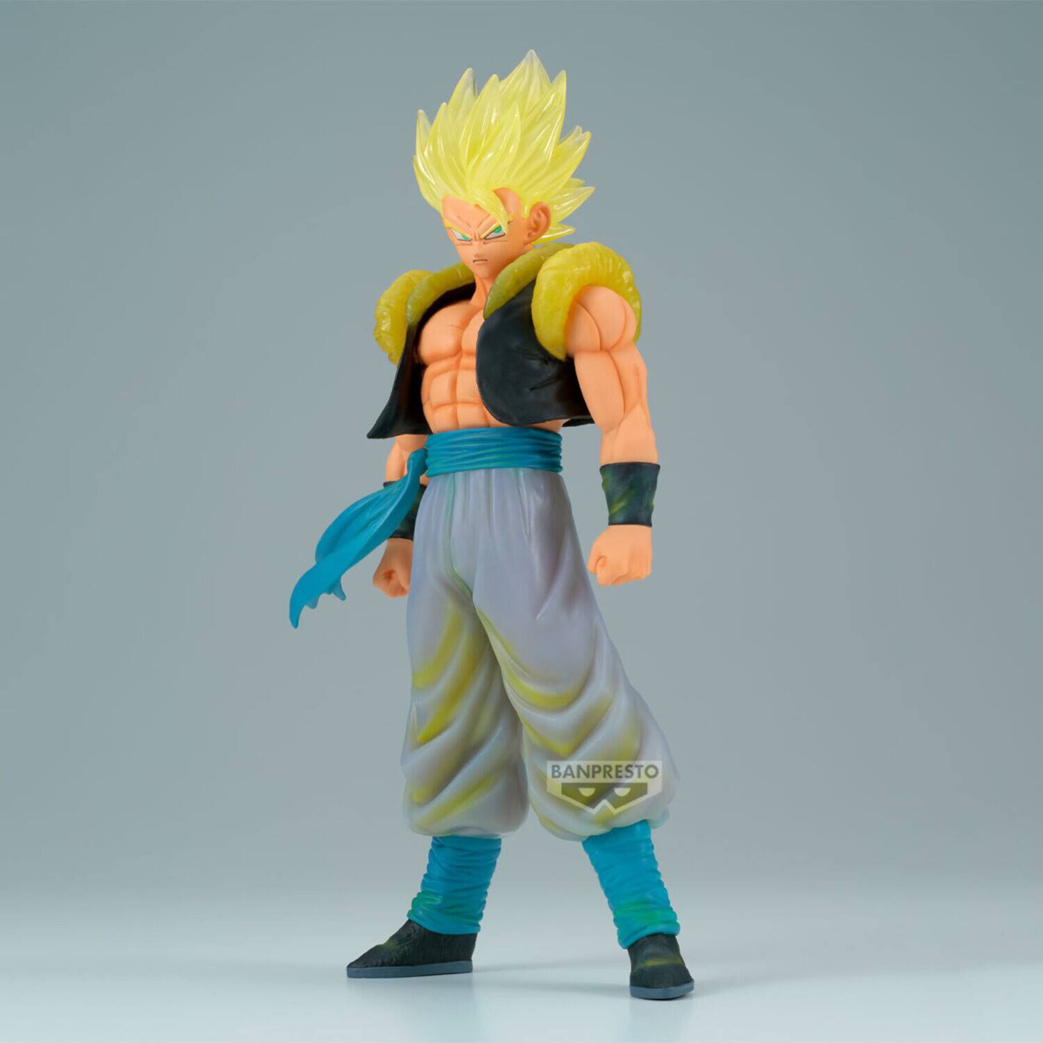 Alt View 3. PopMarket - Banpresto - Dragon Ball - Super Clearise - Gogeta Statue   - COLLECTIBLES - Multicolor.