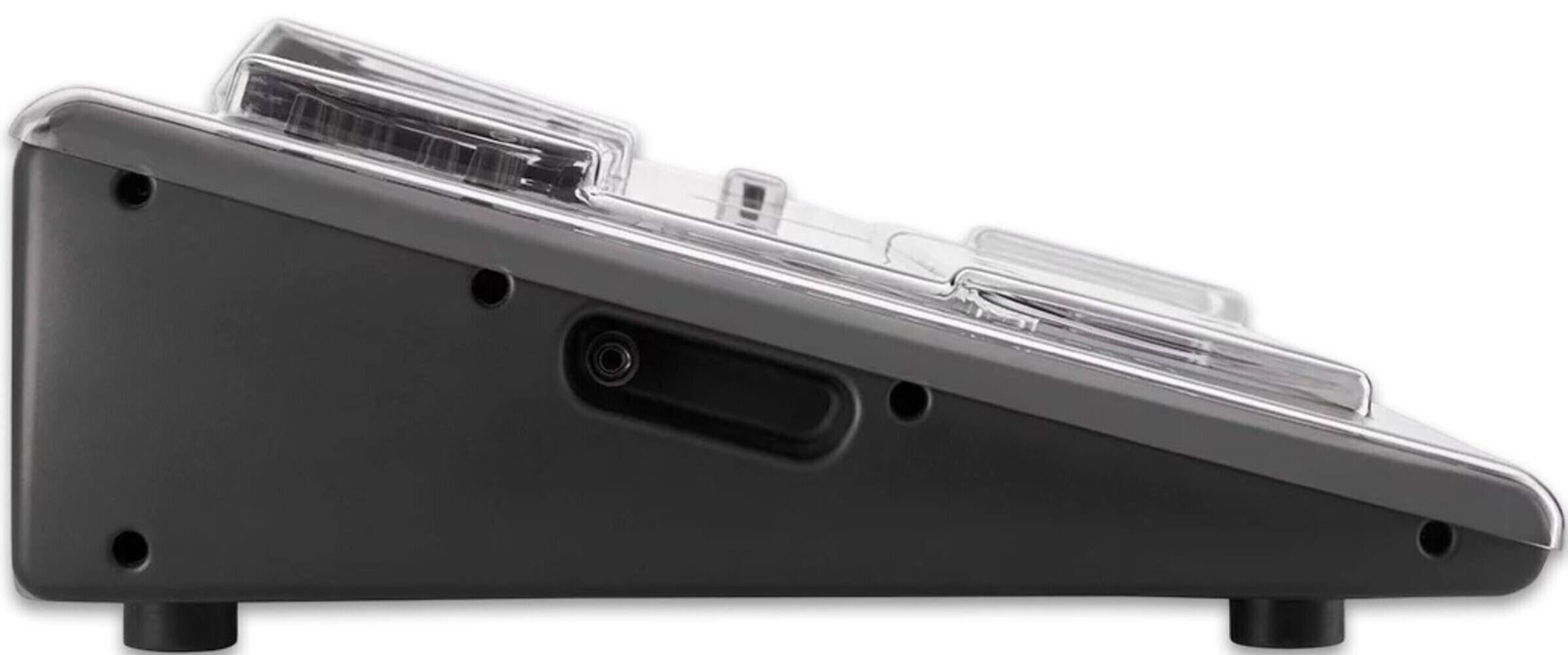 Left. Decksaver - Decksaver Pro Behringer X32 Cover.