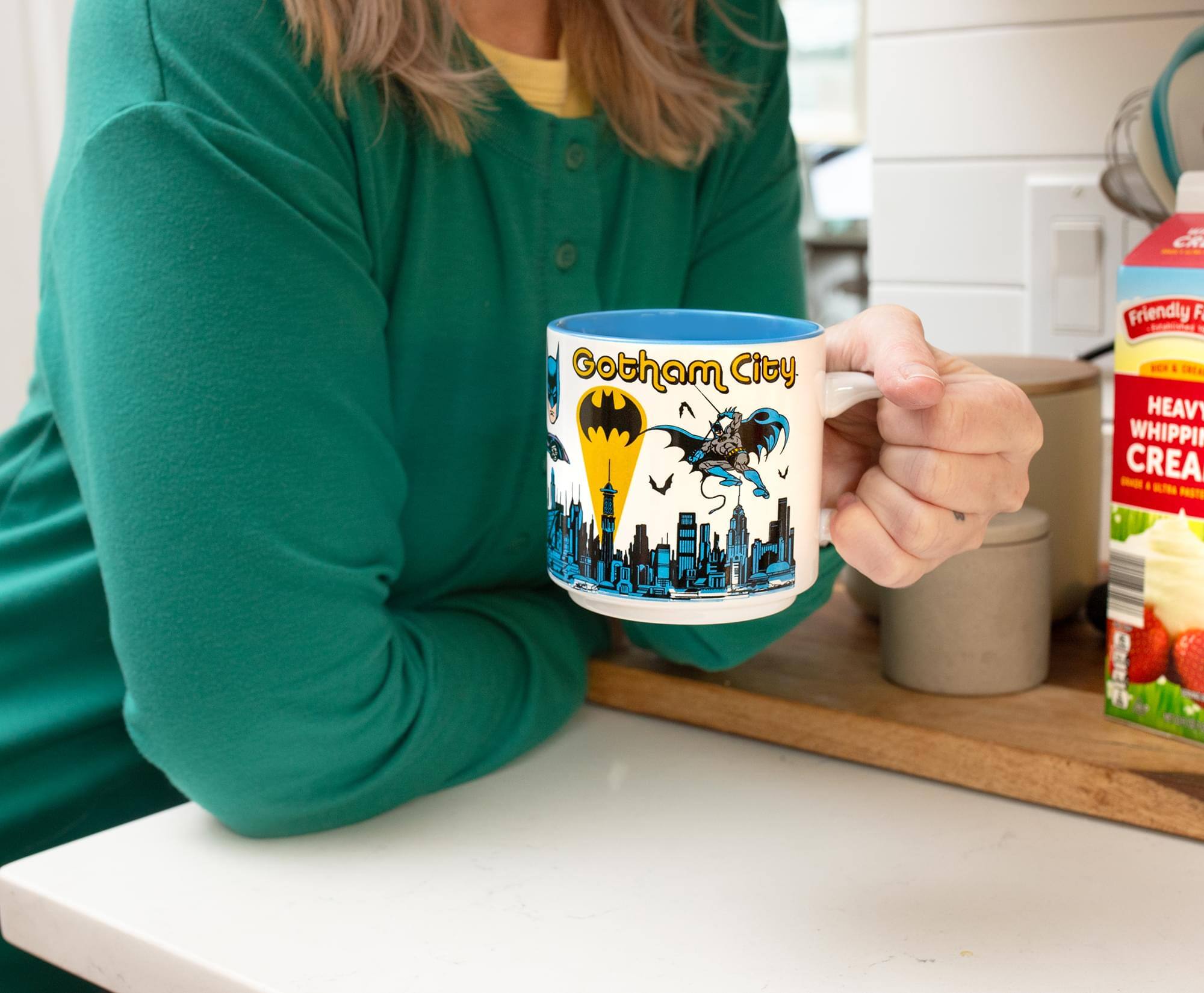 - Gotham City Friendly F CREA HEAVY WHIPPING CREAM