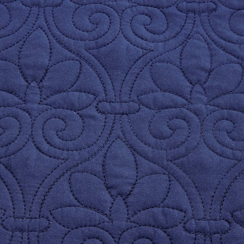 Alt View 5. Gracie Mills - Gracie Mills Sandy 6-Piece Cottage-Inspired Reversible Daybed Cover Set - Navy.