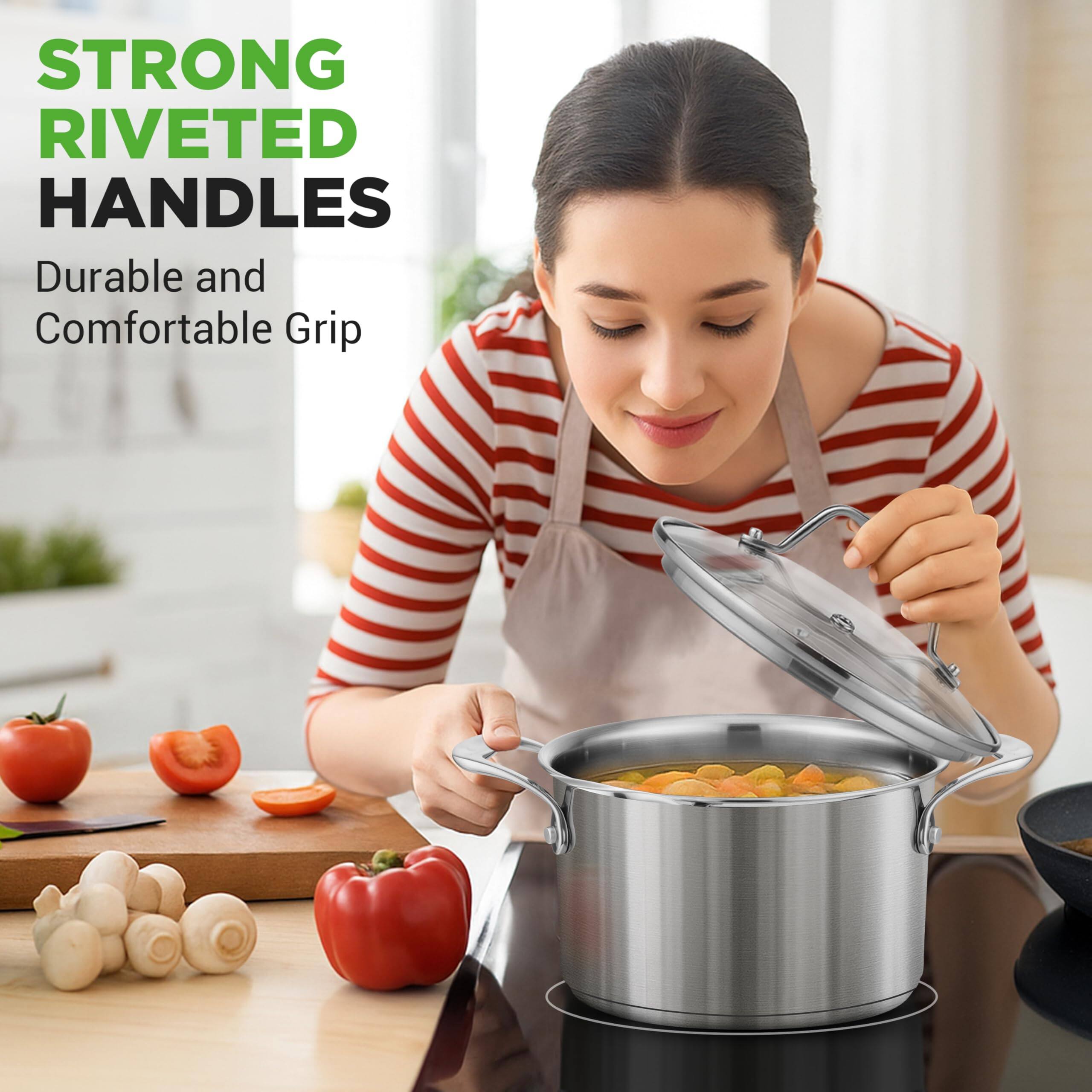 STRONG RIVETED HANDLES  
Durable and Comfortable Grip