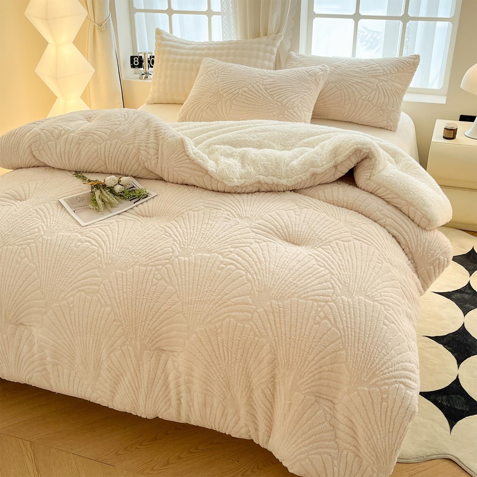Alt View 4. PO3TICJUNKI3 - Seashell Jacquard Sherpa Comforter Set Warm Cozy Bedding 3 Pieces Full Geometric Pattern Quilt With 2 - Coffee-Queen(90"x90").