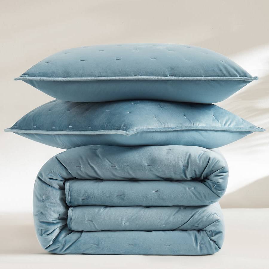 Alt View 1. Hivvago - King/CAL King Size 3-Piece Blue Velvet Embroidered Super Soft Quilt Set - Blue.