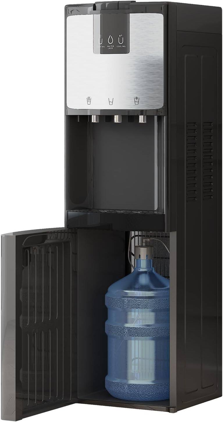 The text on the image reads:

"U 0 TING WATER COOLING LACK"

Corrected and grouped text:

"U 0 TING WATER COOLING LACK"