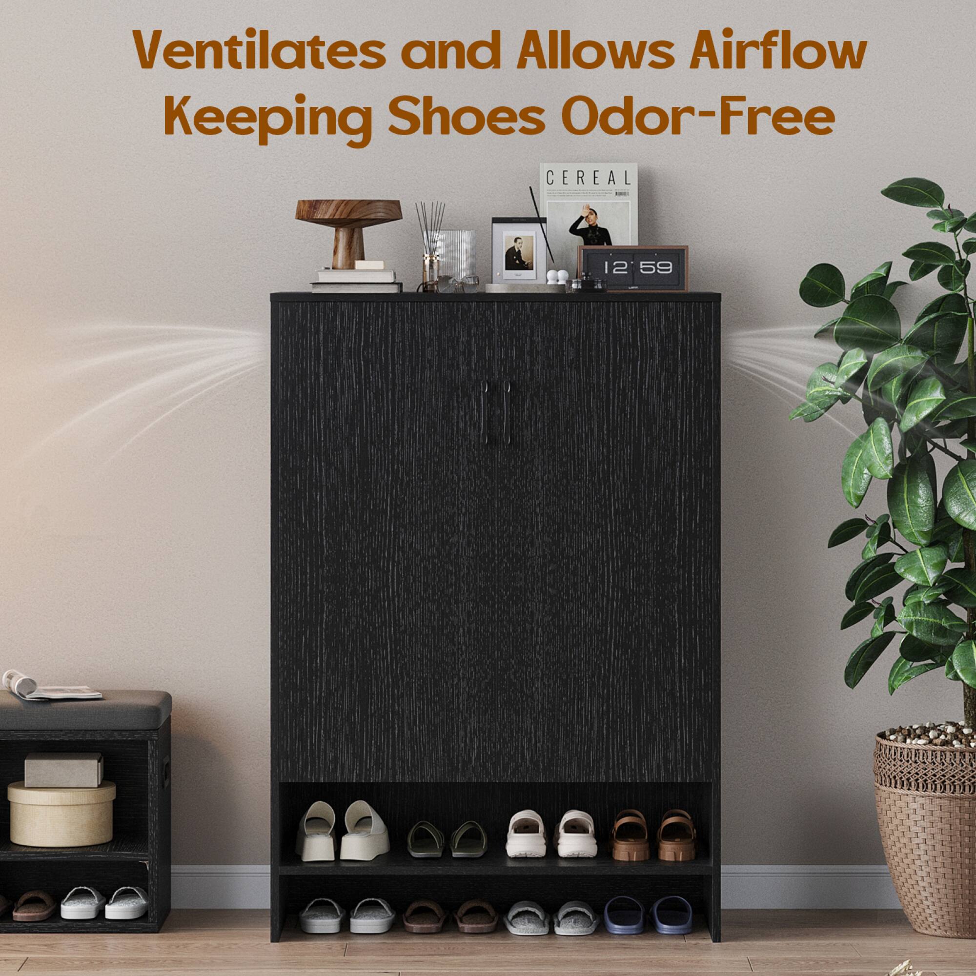Ventilates and Allows Airflow  
Keeping Shoes Odor-Free