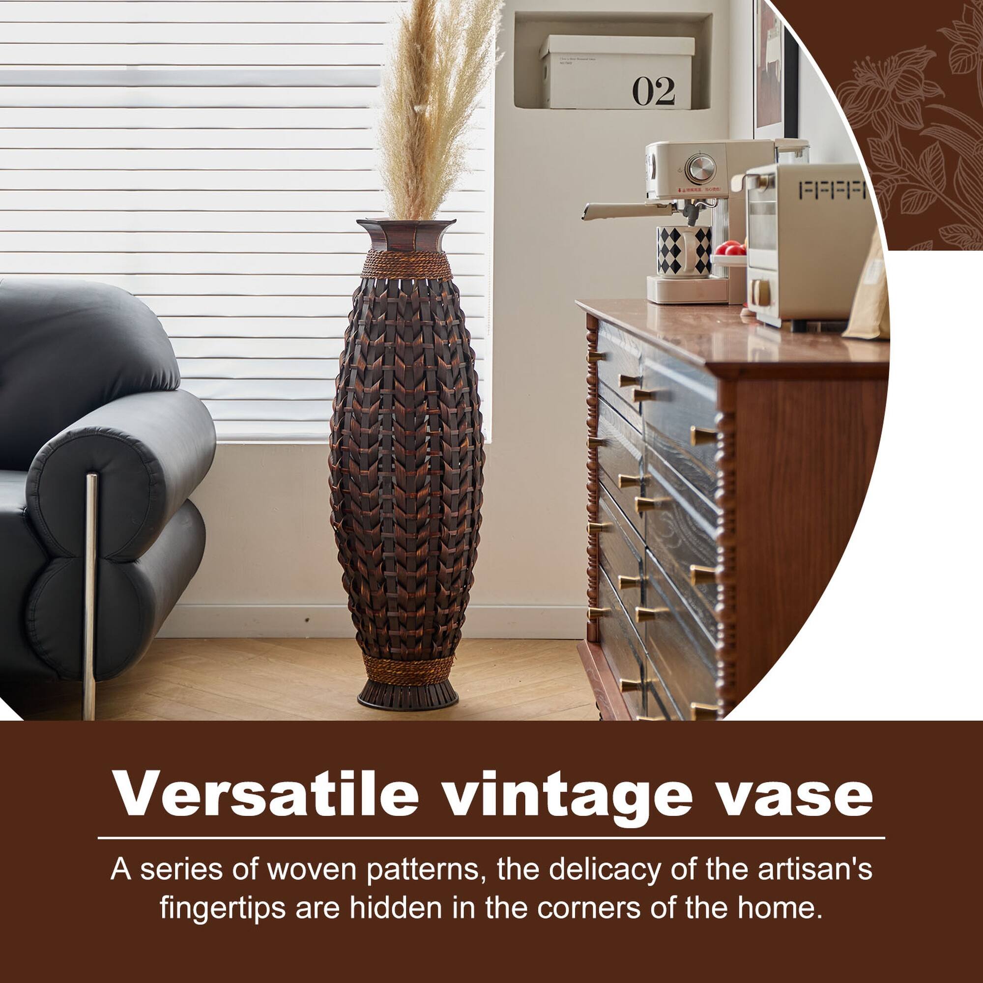 Versatile vintage vase  
A series of woven patterns, the delicacy of the artisan's fingertips are hidden in the corners of the home.
