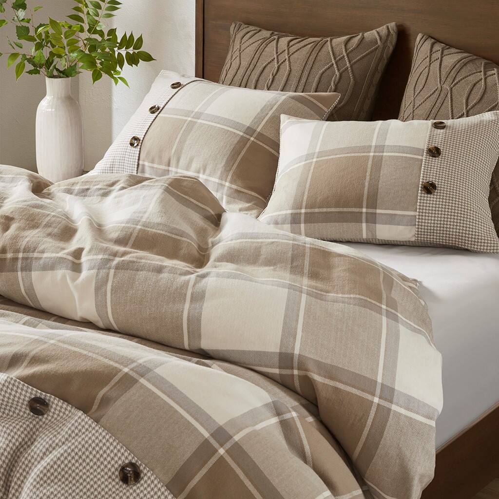 Alt View 2. Gracie Mills - Gracie Mills Obrien Rustic Retreat 8-Piece Cotton Jacquard Comforter Set - Neutral.
