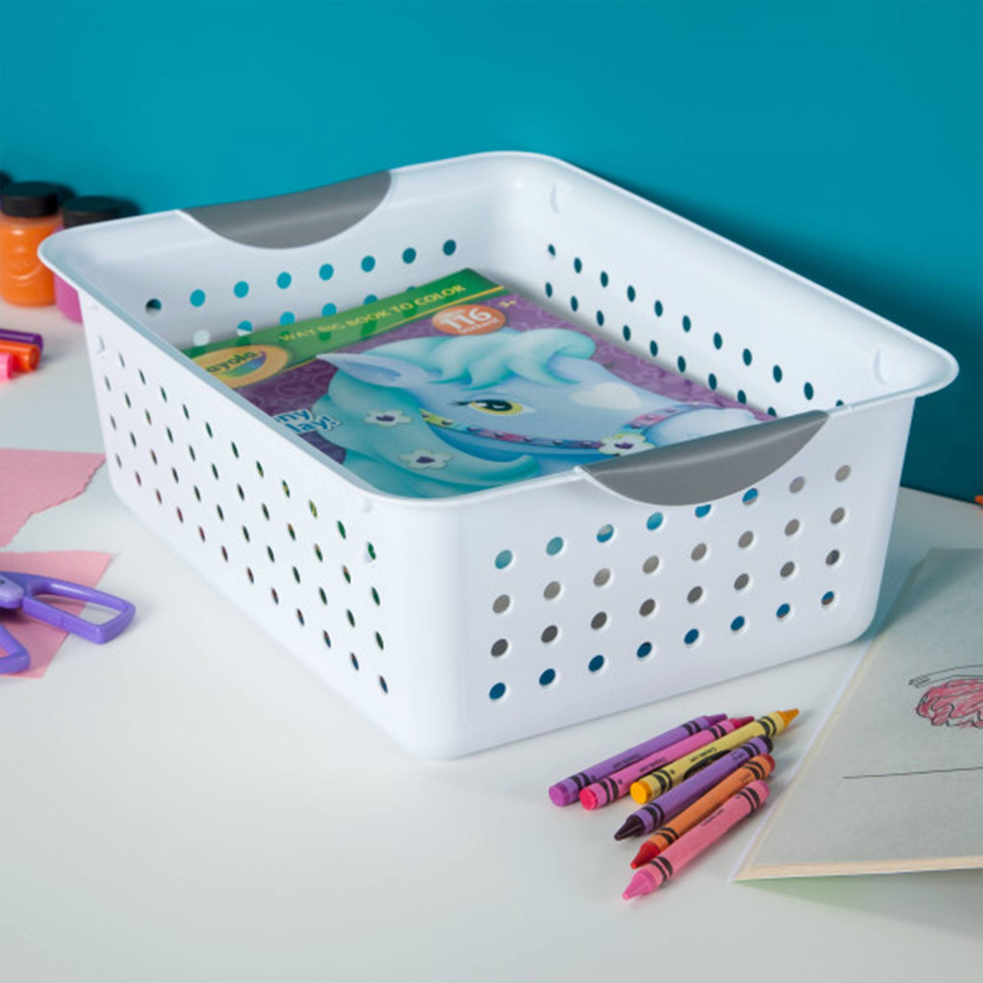 To color with a book to color!