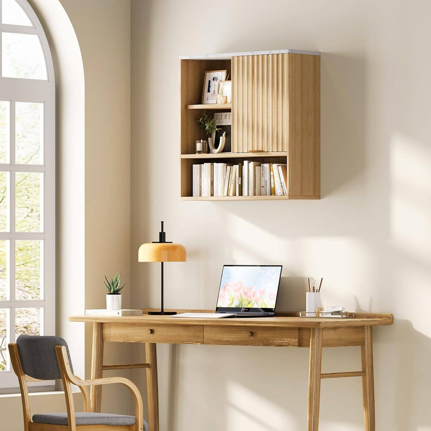 Left. GARVEE - Fluted Medicine Cabinet, Modern Wall Mounted Bathroom Cabinet, Over Toilet Storage, Natural Oak. - Natural.