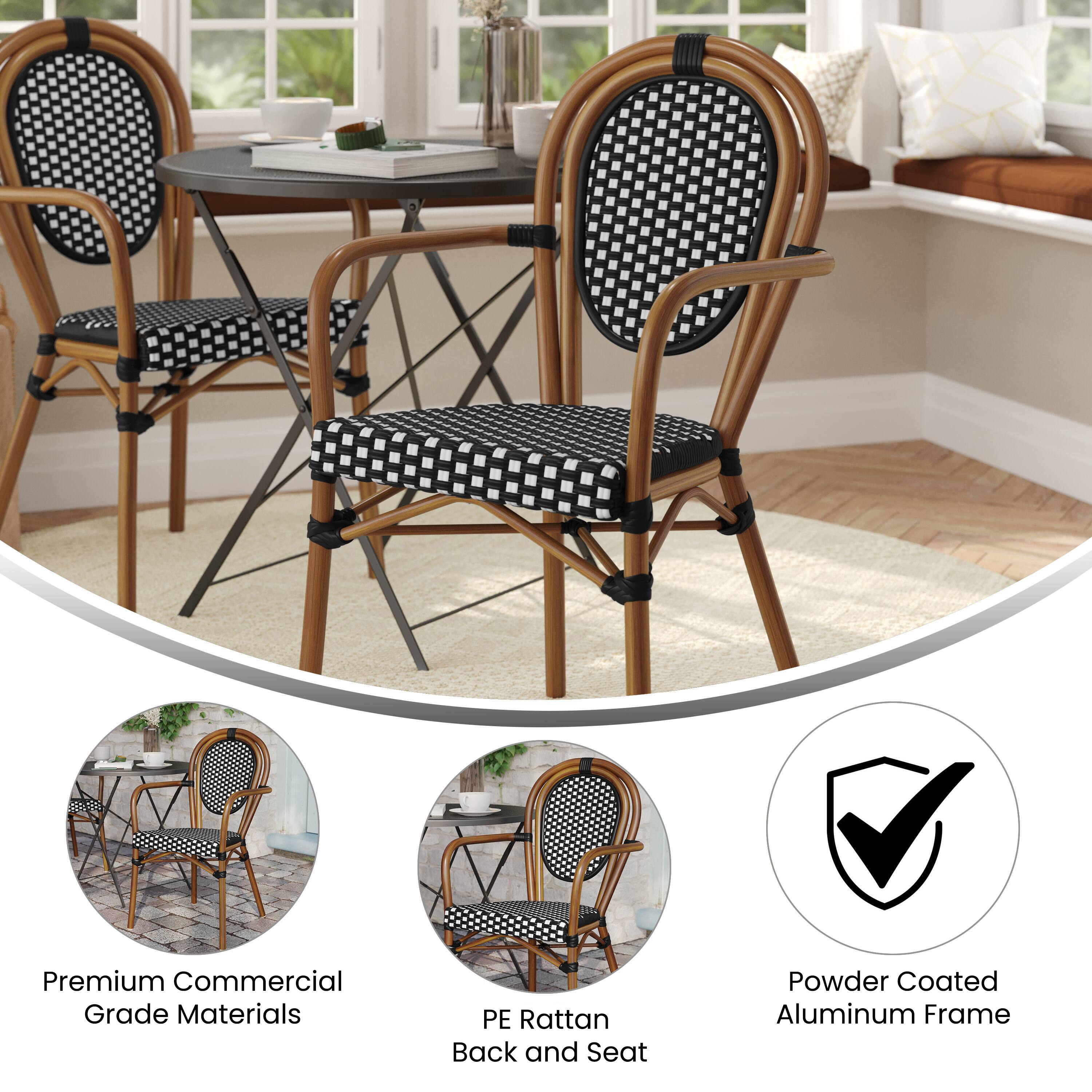 Premium Commercial Grade Materials  
PE Rattan Back and Seat  
Powder Coated Aluminum Frame