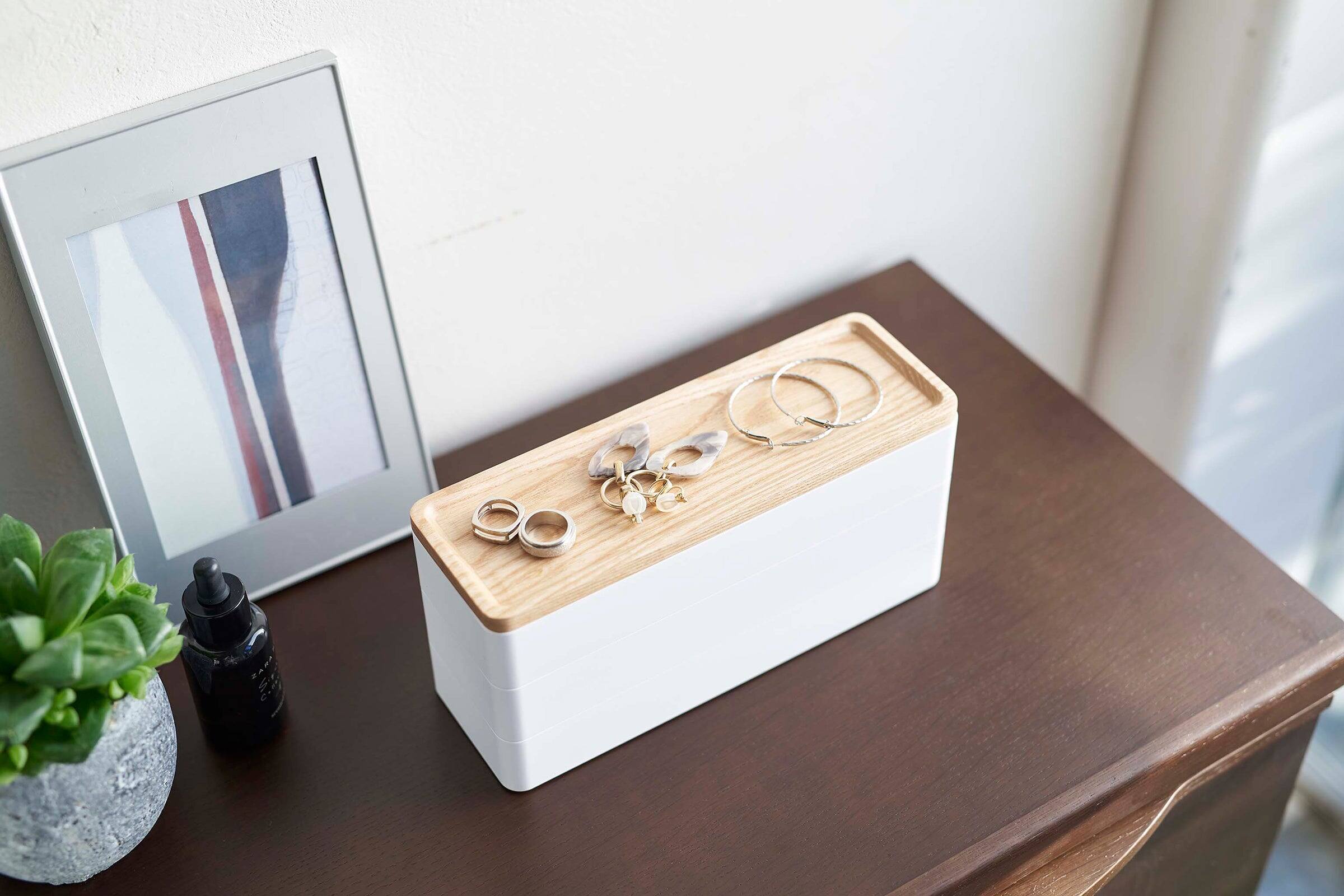 Back. Yamazaki Home - Stacking Accessories Case - White.