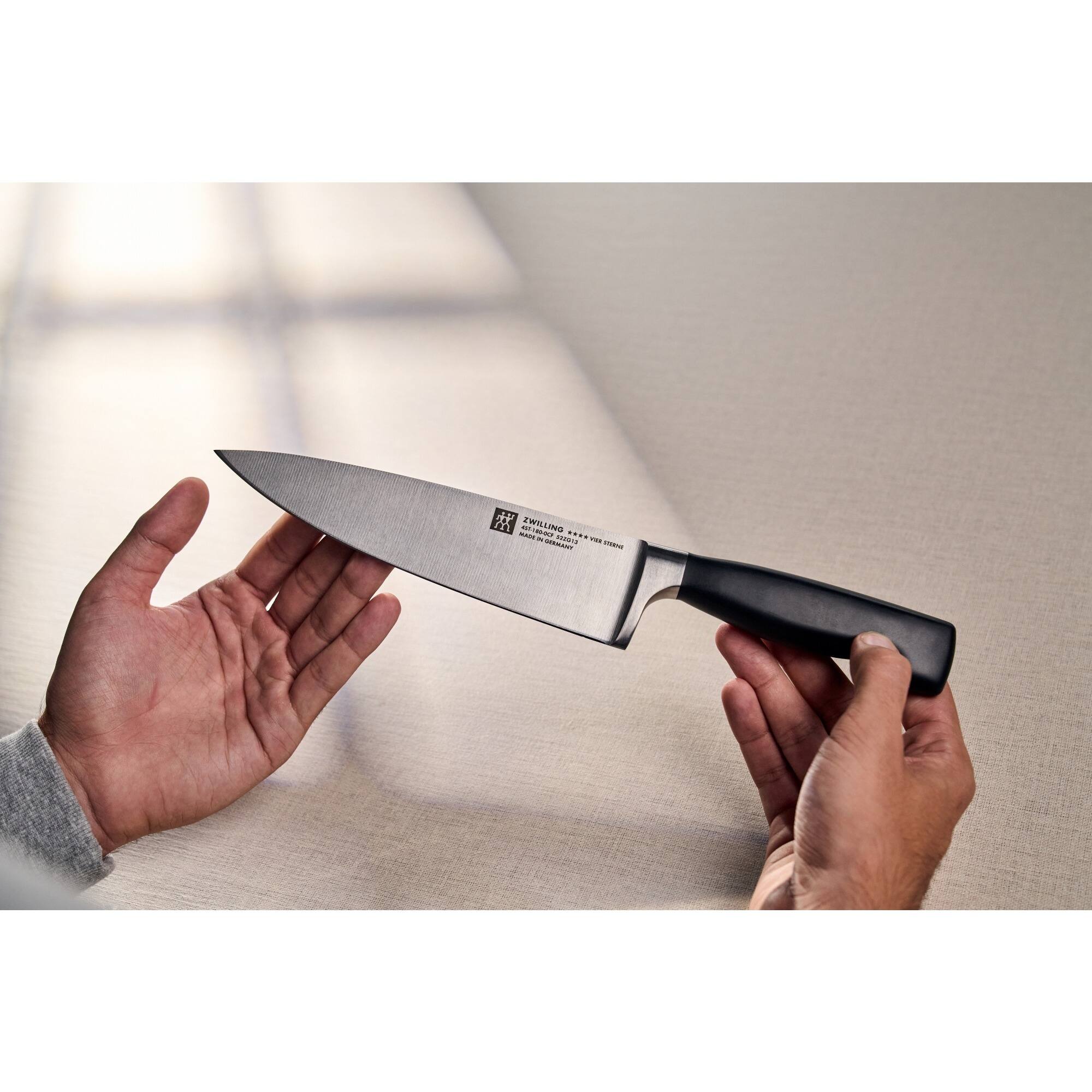 d WILLINS m I /0 -  - BC