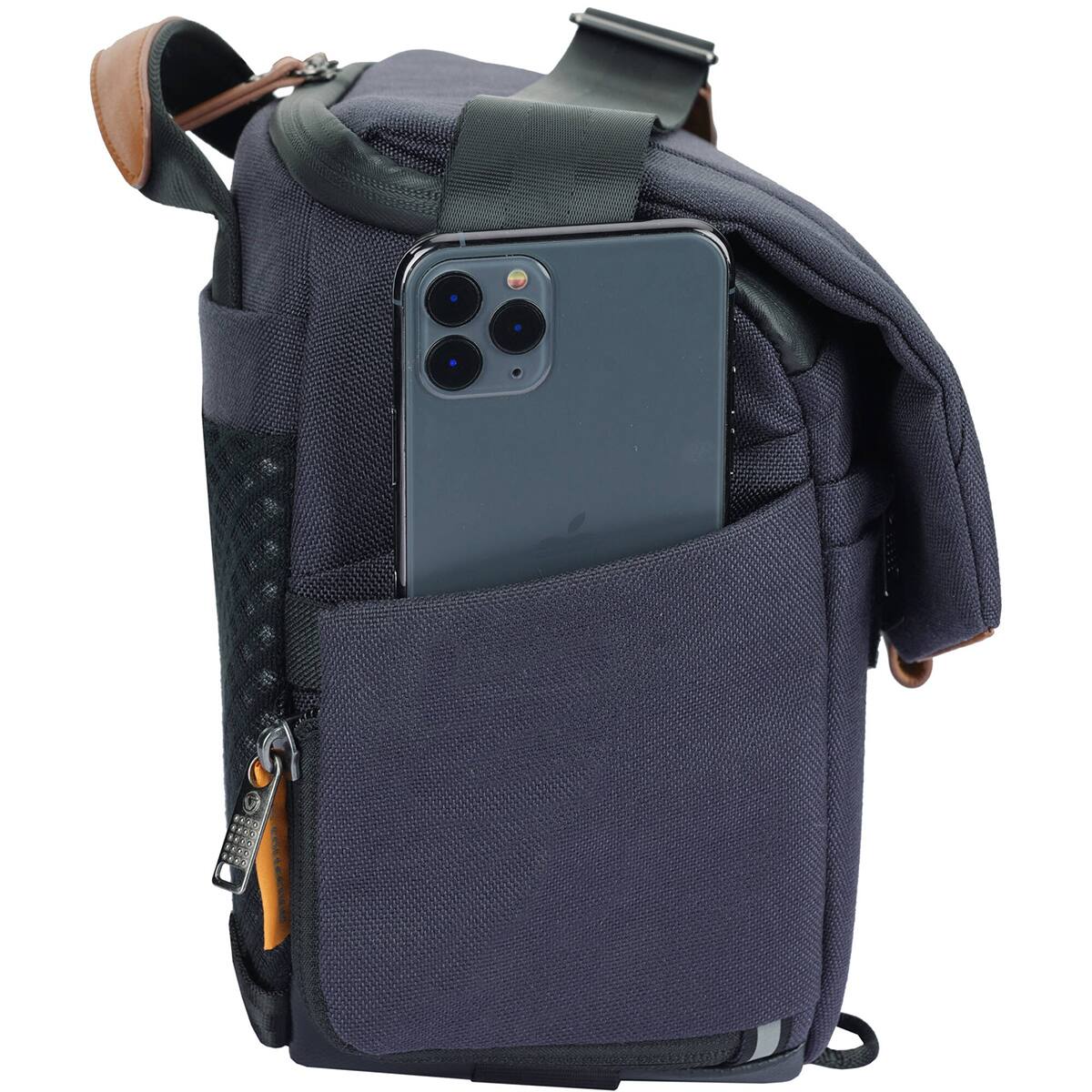 Alt View 7. Vanguard - Vanguard VEO City S36 10L Cross-Body Camera Shoulder Bag with Pouch - Navy.