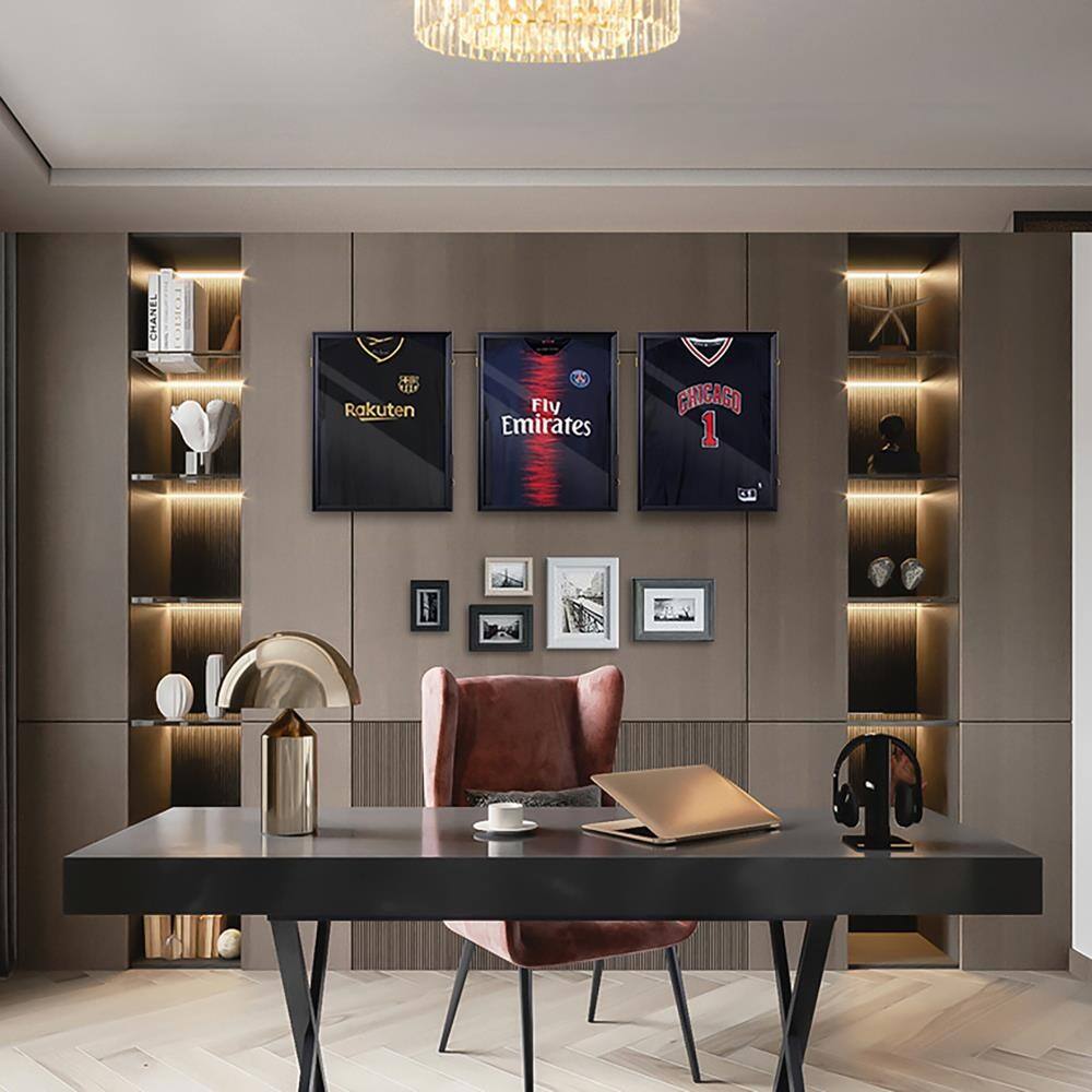 CHICAGO 1  
Fly Emirates  
Rakuten