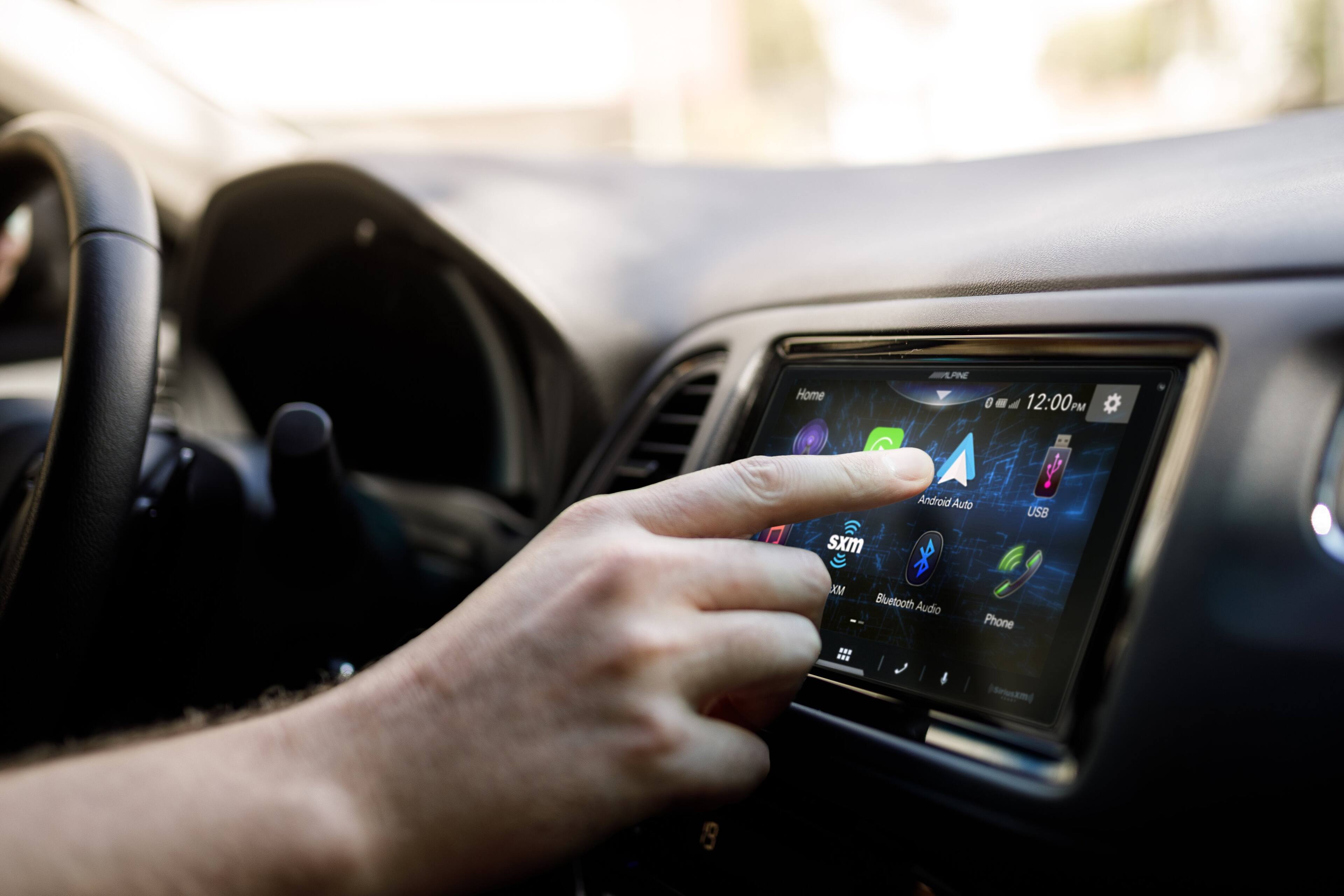 Home sxm Android Auto USB Bluetooth Audio Phone 0 - 12:00PM PM