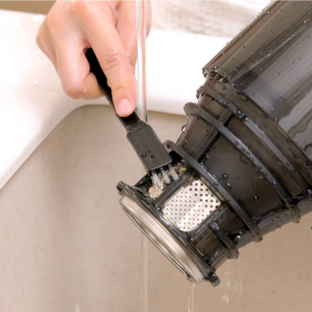 Alt View 1. Ciarra - 40 oz. Electric Juicers with Residue-Filtering, Dual-Layer Filter - Black.