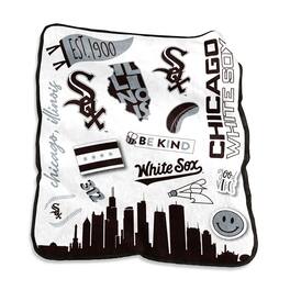 Logo Brands - Chicago White Sox 50'' x 60'' Native Raschel Plush Throw Blanket - Multicolor