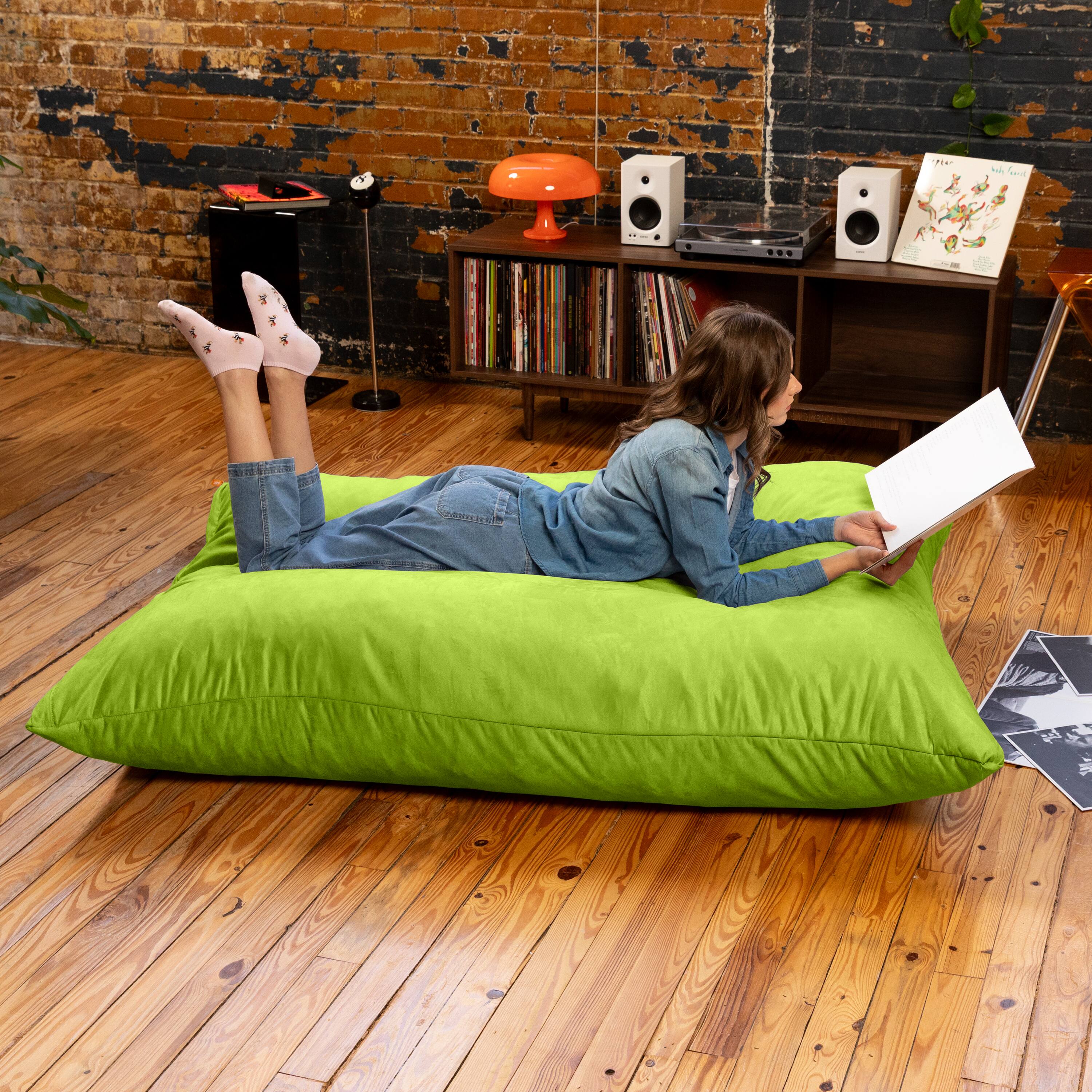 Jaxx Pillow Saxx 5.5 Foot Huge Bean Bag Floor Pillow and Lounger