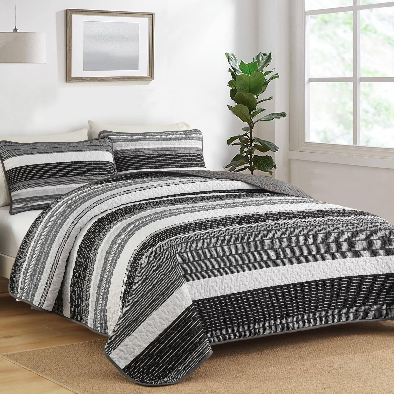 Back. PO3TICJUNKI3 - Quilt Set And 3 Pieces Patchwork Striped Bedding Lightweight Microfiber Bedspreads Coverlets With 2 Pillow - Blue 2-King.