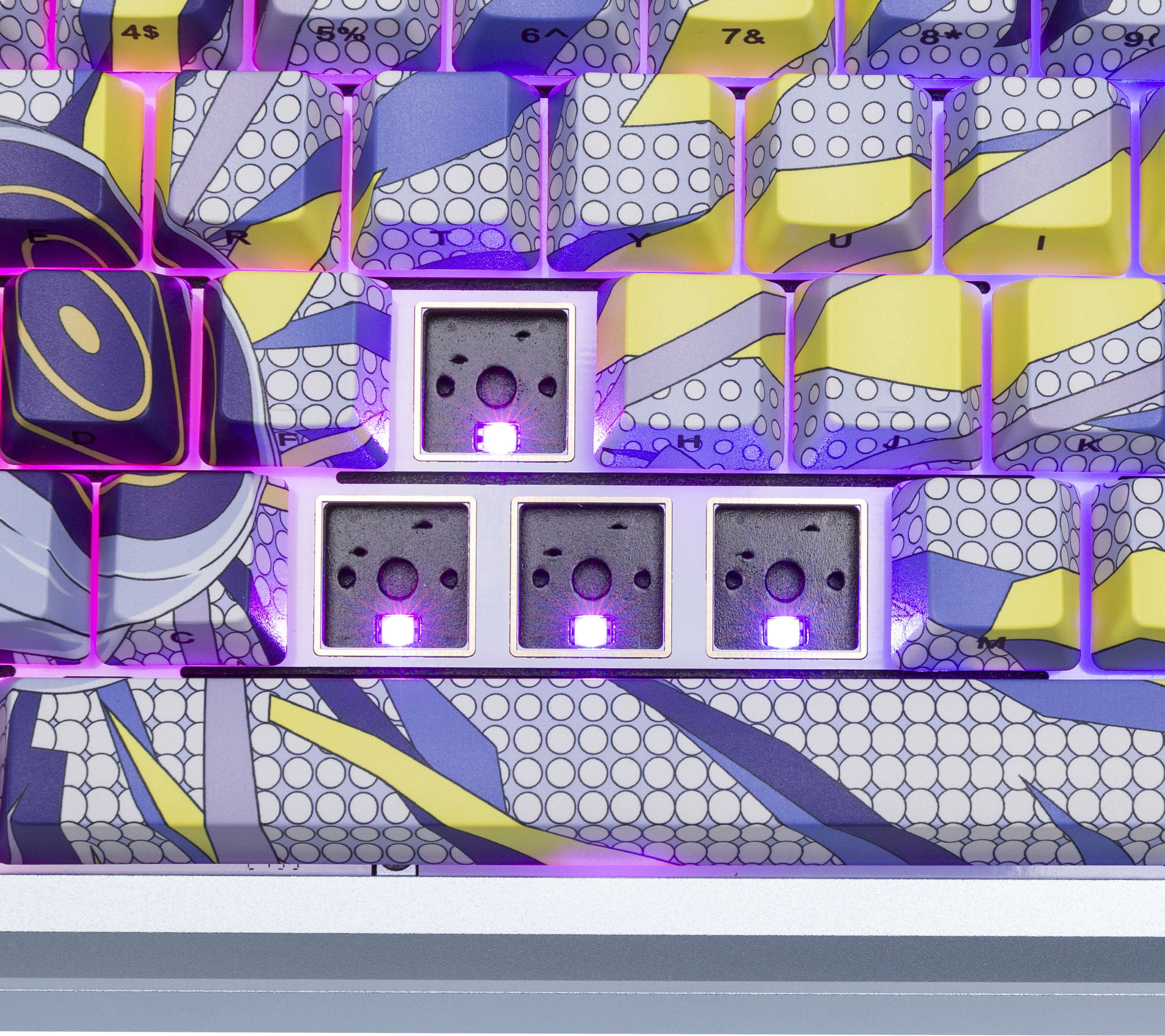 Alt View 22. Higround - Hunter x Hunter Summit 2.0 65 65% Wired Mechanical Prelubed TTC Venus Linear Switch w/ CNC Aluminum Frame - Killua.