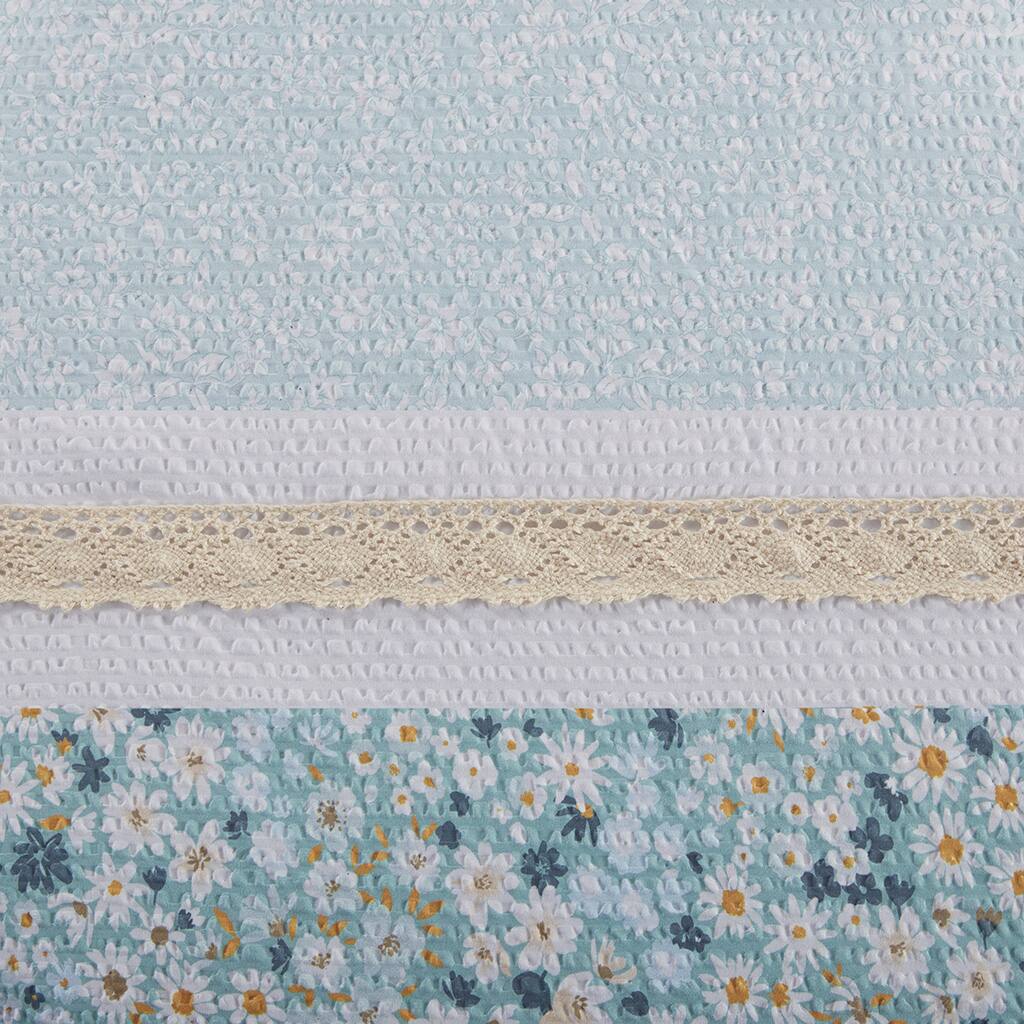 Alt View 5. Gracie Mills - Gracie Mills Glenn Coastal Breeze 5-Piece Seersucker Comforter Ensemble with Coordinating Throw Pillows - Aqua.