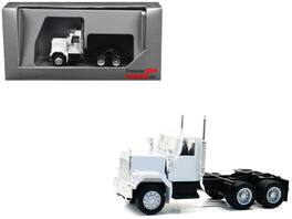 GMC Short Day Cab White 1/87 (HO) Scale Plastic Model Car by Promotex