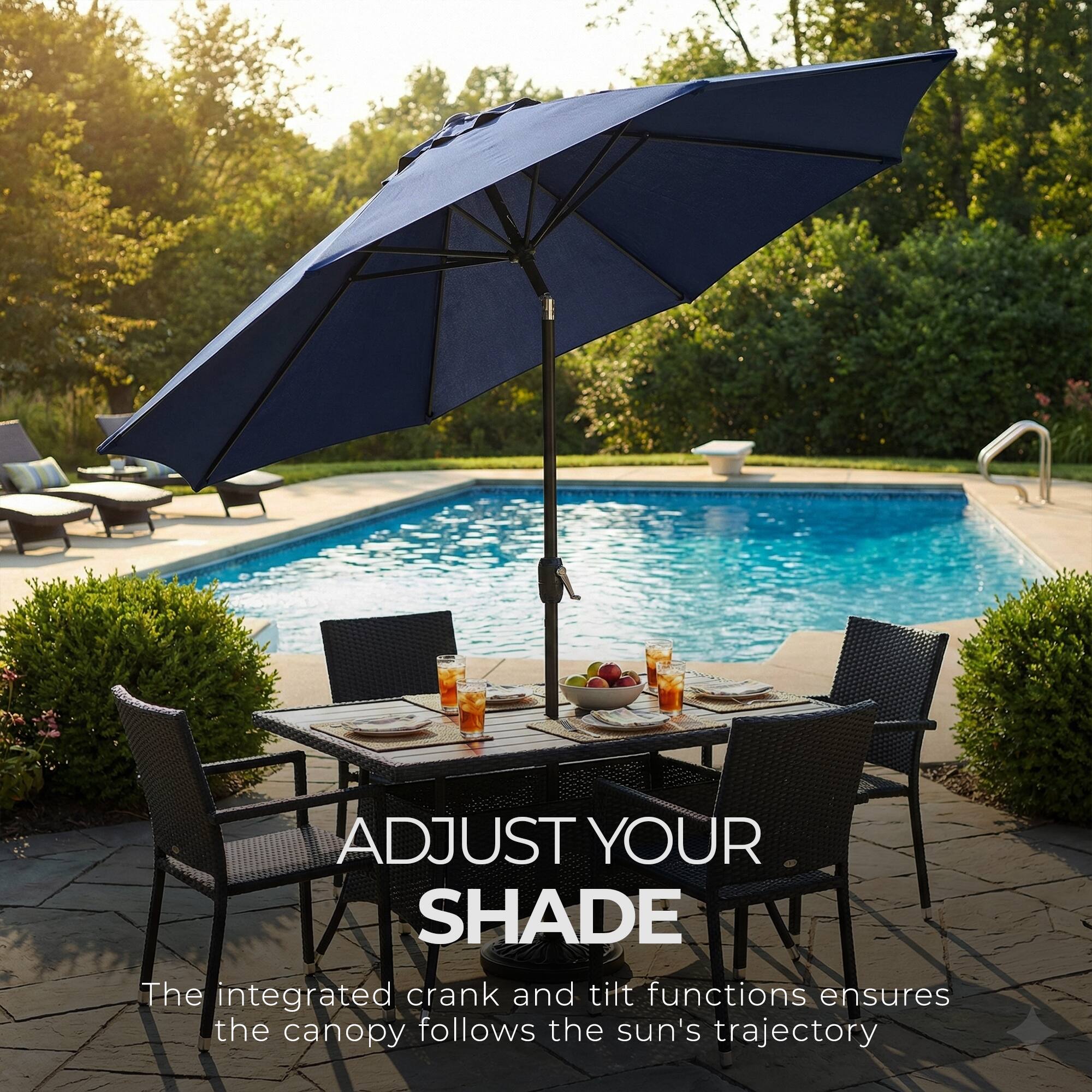 ADJUST YOUR SHADE

The integrated crank and tilt functions ensure the canopy follows the sun's trajectory