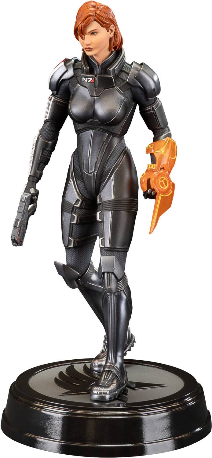 Alt View 4. Dark Horse Comics - Dark Horse - Mass Effect - Commander Jane Shepard PVC Figure   - COLLECTIBLES - Multicolor.