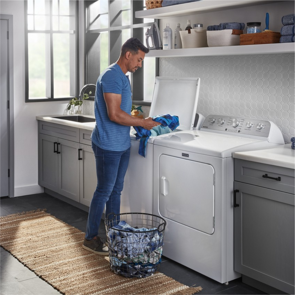 Alt View 6. Maytag - Maytag - 4.5 Cu. Ft. High Efficiency Top Load Washer with Extra Power Button - White - White.