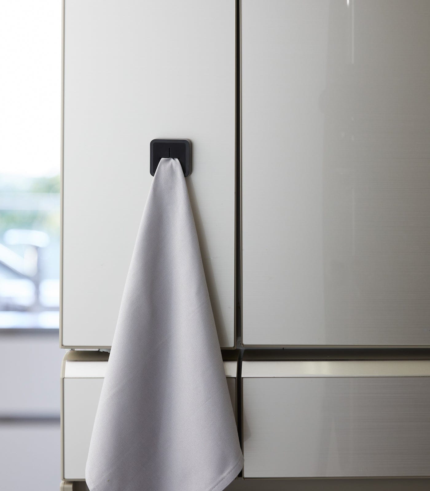 Yamazaki Home - Traceless Adhesive Kitchen Towel Holder - Black price history on PriceWatchPro
