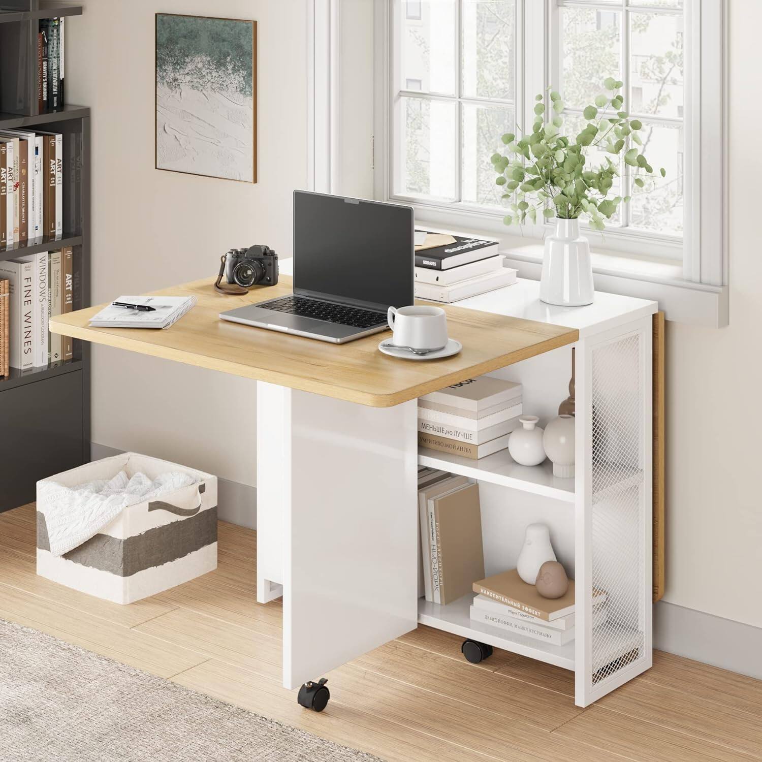 Sure, here is the corrected and grouped text from the image:

**Books on the Left Shelf:**
- ART
- FINE WINES
- WINDOWS
- ART
- ART
- ART

**Books on the Right Shelf:**
- МЕЖДУНАРОДНЫЙ ЛИВИЕ
- МЕЖДУНАРОДНЫЙ ЛИВИЕ
- МЕЖДУНАРОДНЫЙ ЛИВИЕ
- КАЧЕСТВО ЖИЗНИ
- ЗДРАВОЕ ОБЩЕСТВО

**Other Text:**
- L f AKT ART
- E LY ART E FINE WINES
- M OXNIA M ART n ARS
- J ma O C
- - 9ET LNAU soEa R LPARG