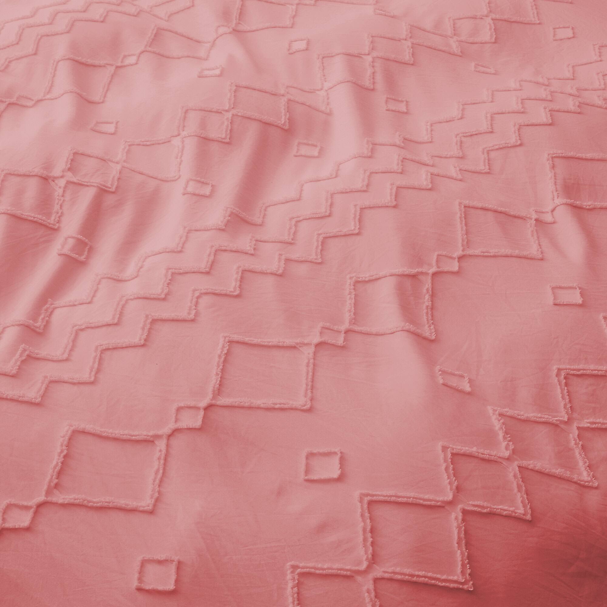 Left. Peace Nest - Peace Nest Tufted Clipped Jacquard Geometric Duvet Cover & Pillowcase Set - Diamonds Pink.