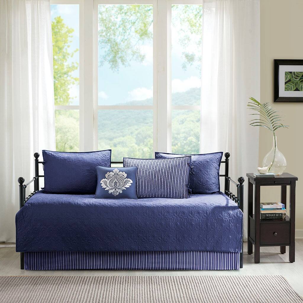 Alt View 1. Gracie Mills - Gracie Mills Sandy 6-Piece Cottage-Inspired Reversible Daybed Cover Set - Navy.
