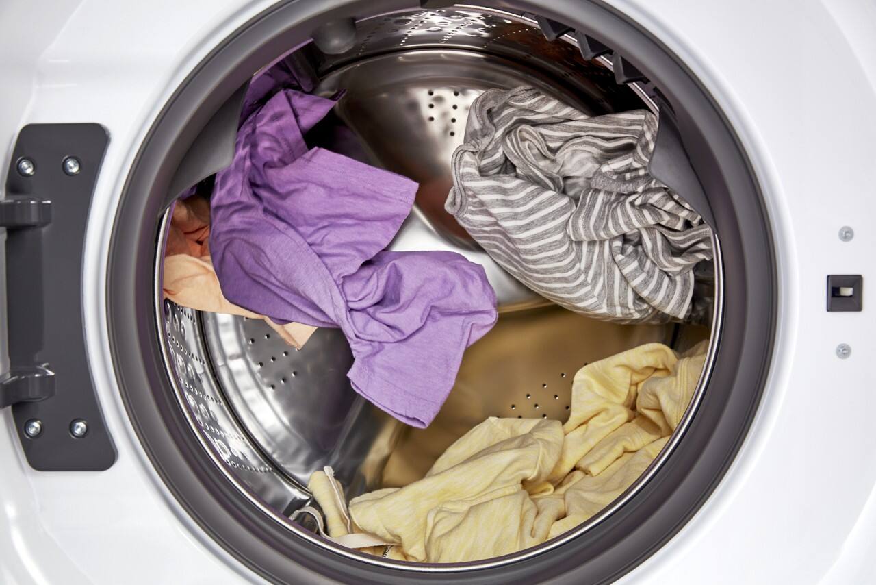 Alt View 19. Whirlpool - 4.5 Cu. Ft High Efficiency All In One Washer/Dryer Combo with Steam and Load & Go XL Dispenser - White.