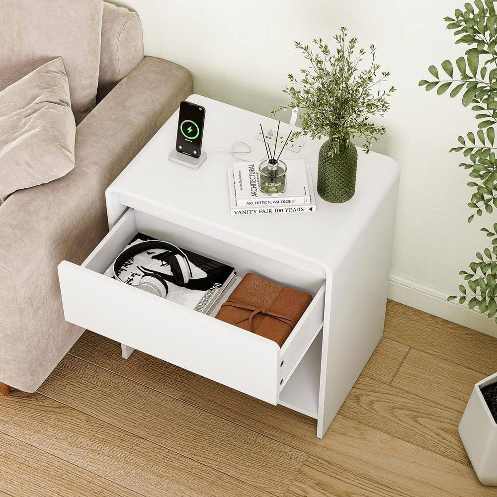 ARCHITECTURAL DIGEST  
VANITY FAIR 100 YEARS