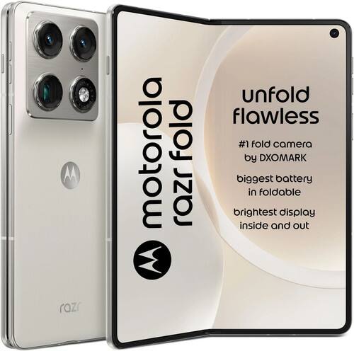 motorola razr fold
unfold flawless
#1 fold camera by DXOMARK
biggest battery in foldable
brightest display inside and out