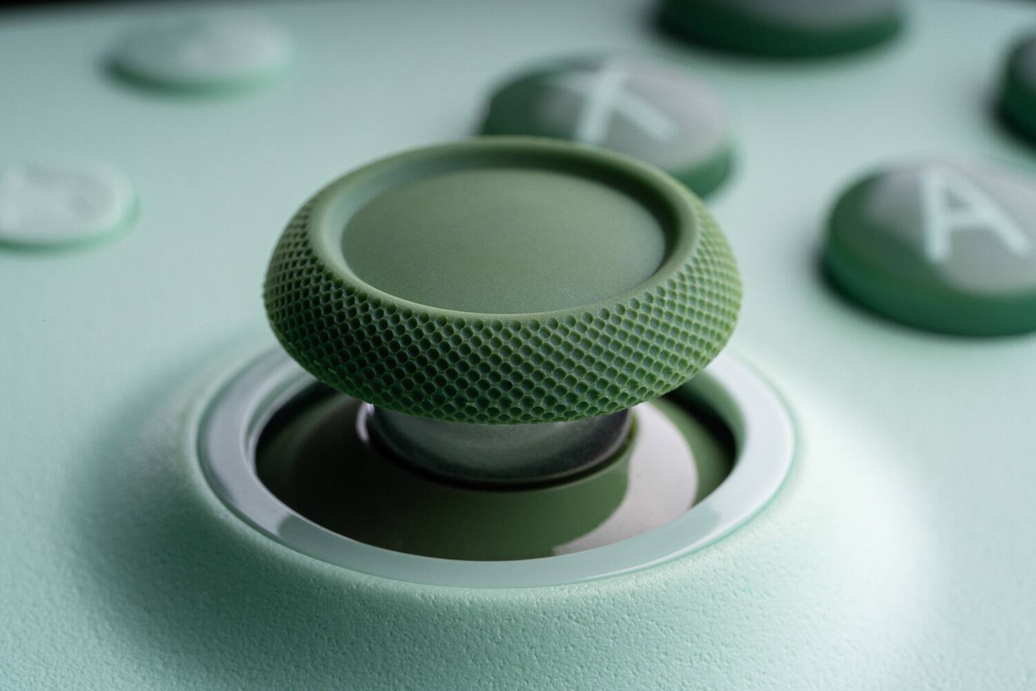 Alt View 15. 8BitDo - Ultimate 2C Wireless Controller for Android and Windows with Hall Effect Joysticks - Green.