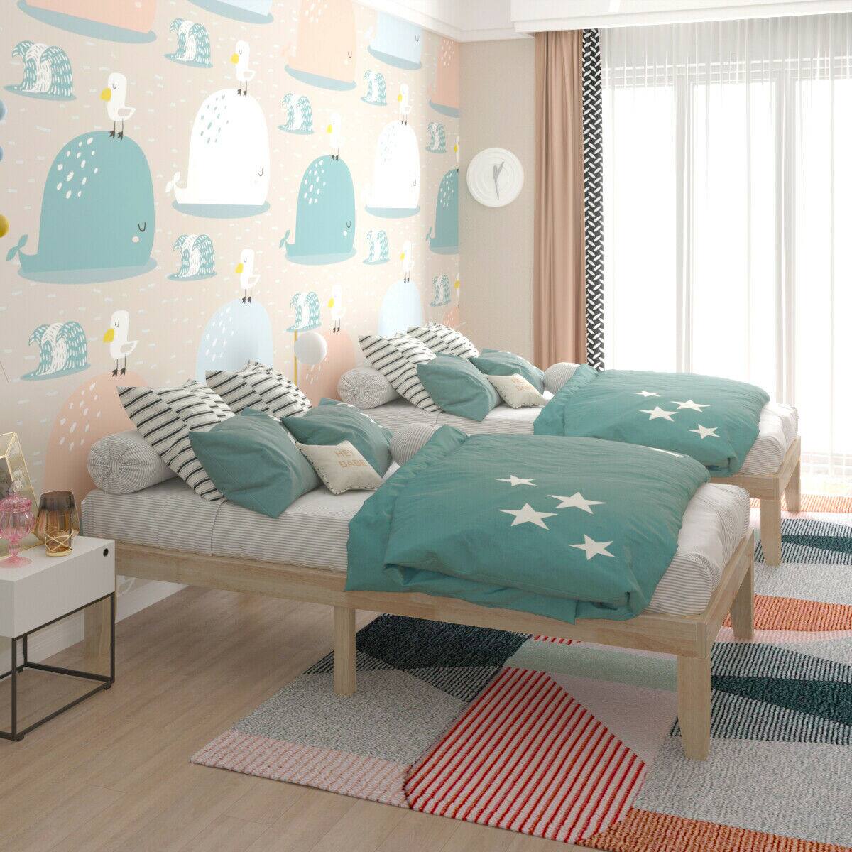 The text in the image is "HEI BADE".