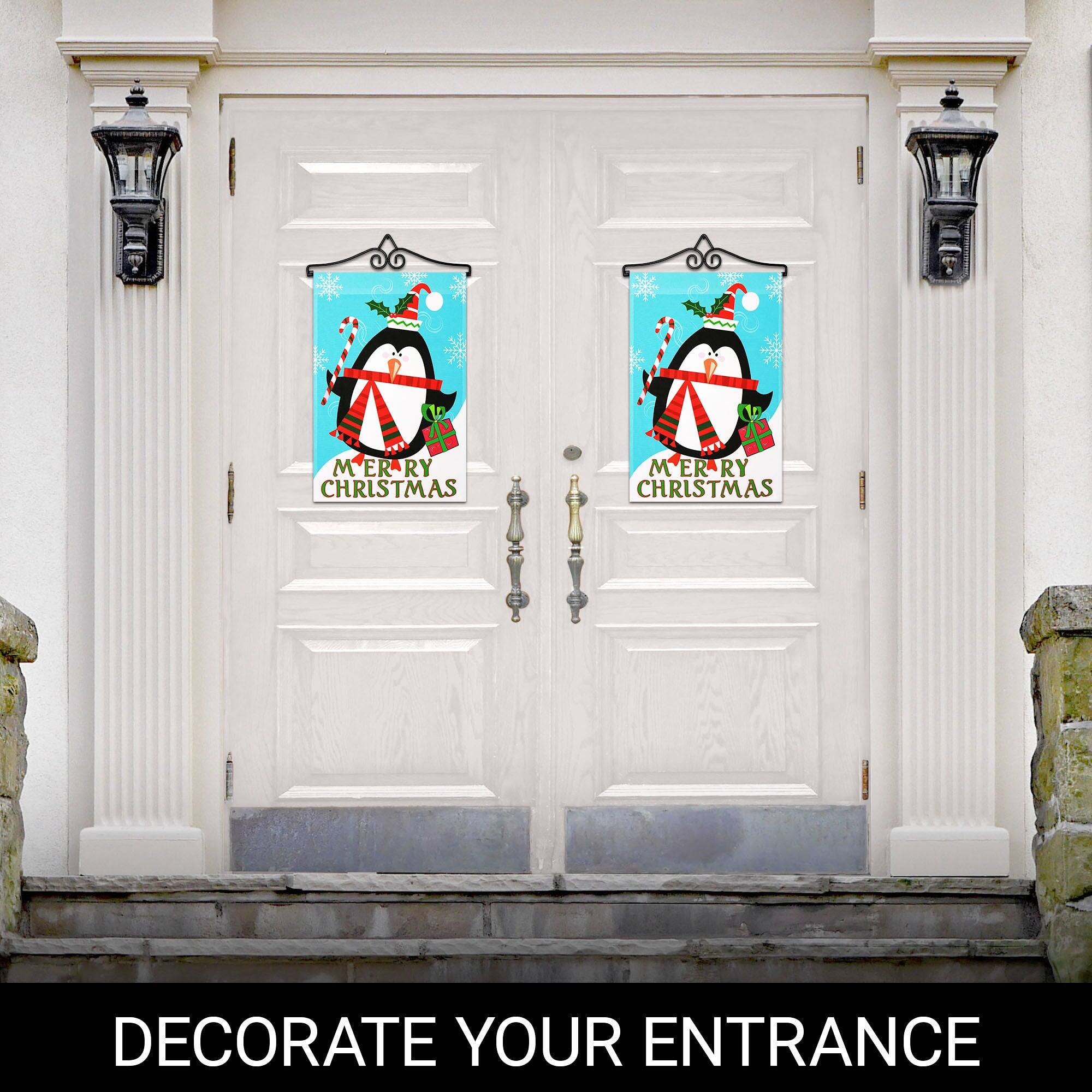 Merry Christmas  
Decorate Your Entrance