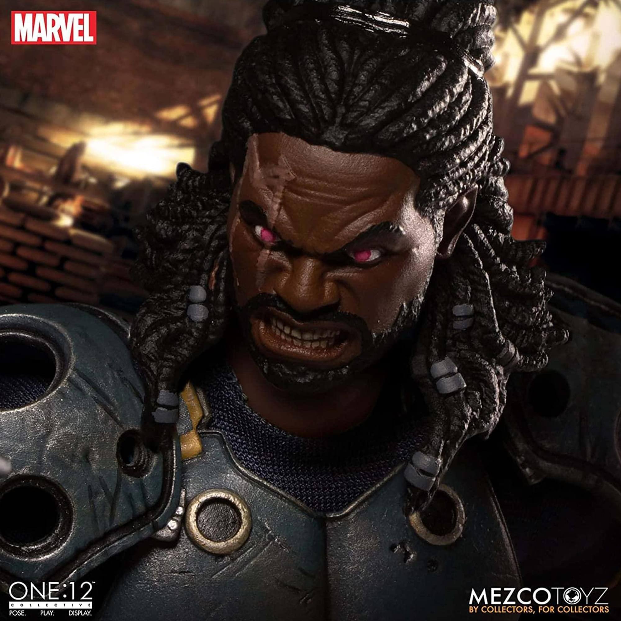 MARVEL ONE:12  
POSE. PLAY. DISPLAY.  
MEZCOTOYZ  
BY COLLECTORS, FOR COLLECTORS