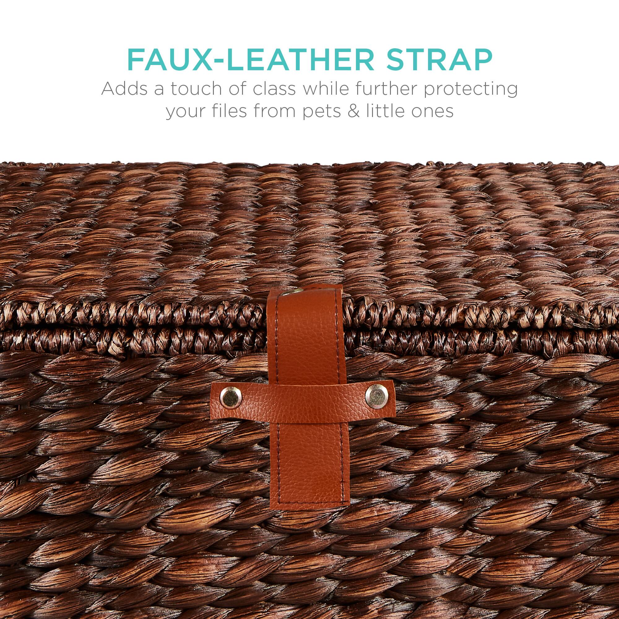 FAUX-LEATHER STRAP  
Adds a touch of class while further protecting your files from pets & little ones