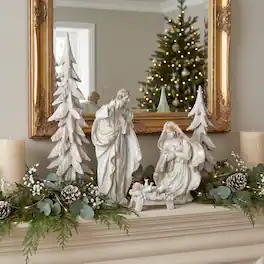 Glitzhome - S/5 Resin Holy Family with Christmas Trees - White