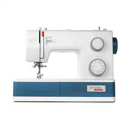 LIB E b05 ACADEMY & 1 2 1 2 A bernette D 8 . . - - i N R 00 30 bernette smIss RESIEN