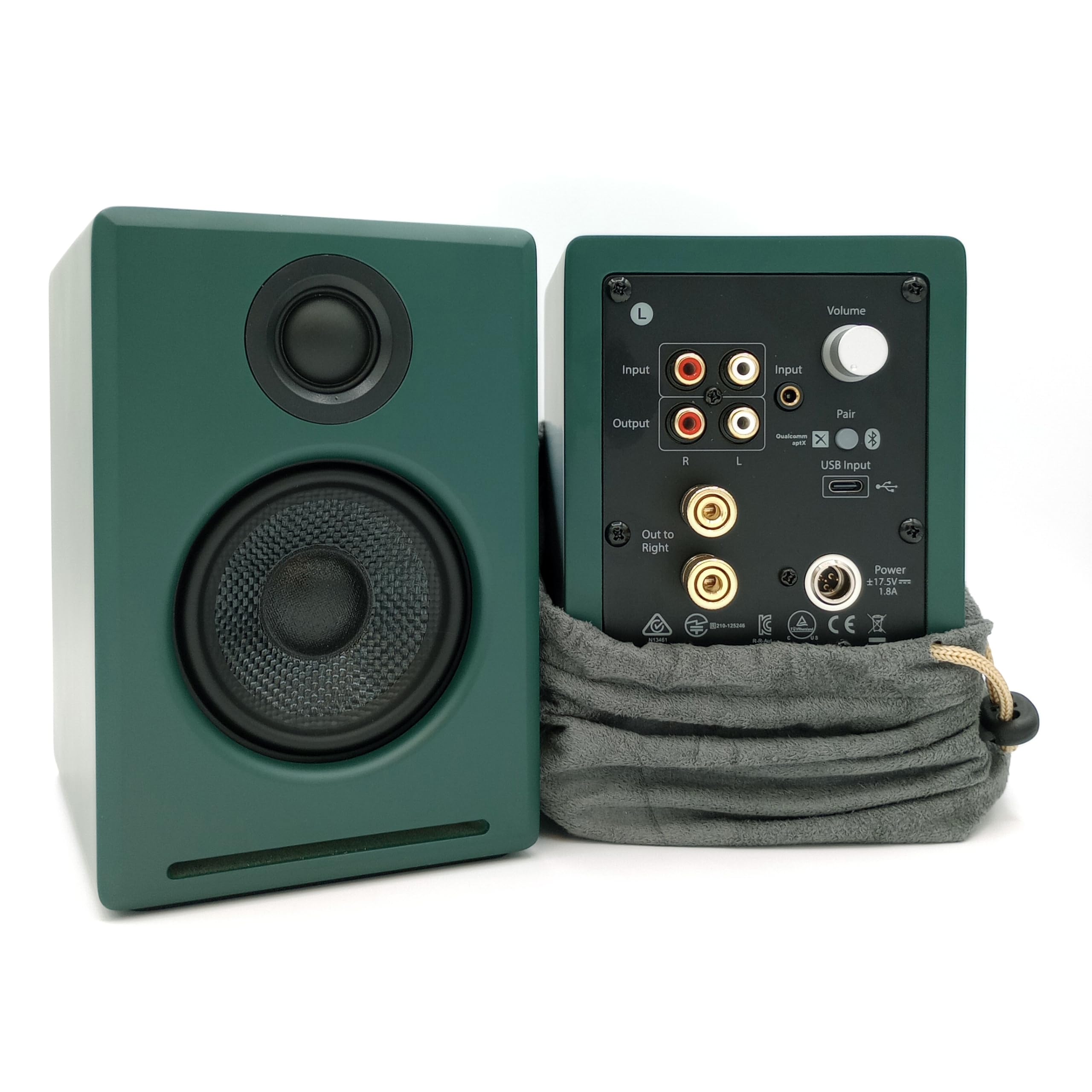 L Volume Input Input Output - x - Pair a L USB Input Out to Right Power 817 7.5V mn .BA - -rom  CE

Corrected text:

L Volume Input Input Output - x - Pair a L USB Input Out to Right Power 817 7.5V mn .BA - -rom  CE

(Note: The text appears to be a mix of labels and possibly a model or serial number, with some characters that are unclear or possibly typos. The correction is based on the assumption that it should be grouped as seen in the image.)